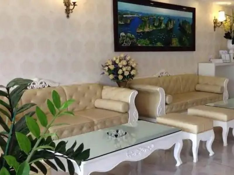 Khách Sạn Hạ Long Park - Giá từ 500k