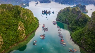 làng chài cửa vạn từ trên cao