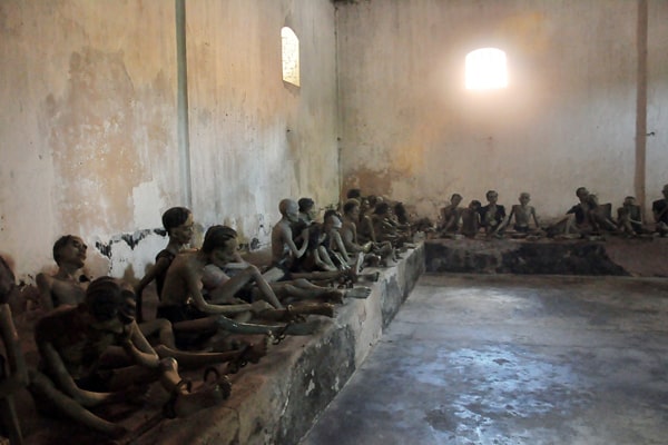 Tù nhân tại nhà tù Phú Hải
